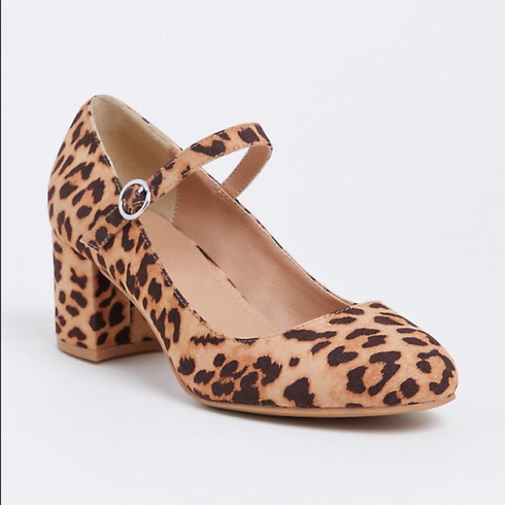 Host Pick Torrid Leopard Faux Suede Mary Jane 7.5W